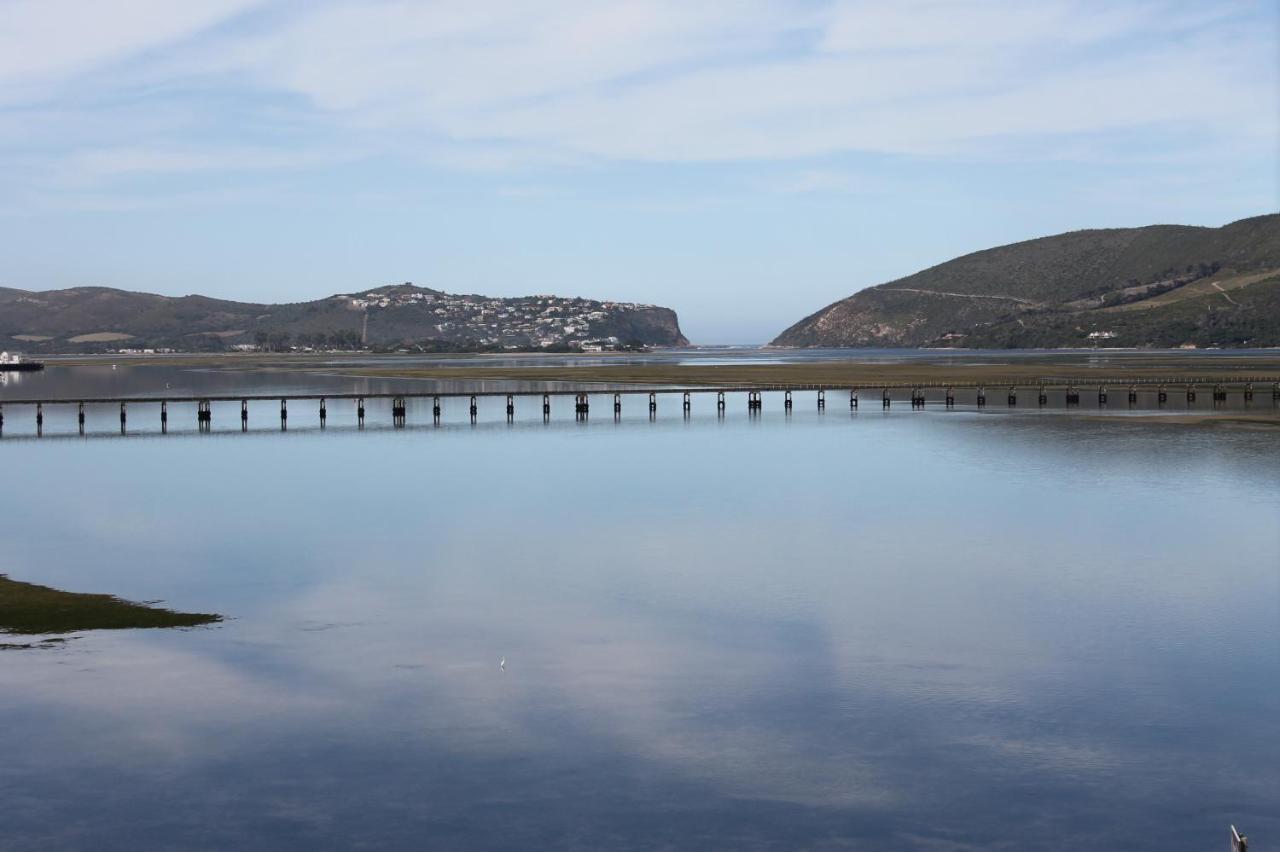 Phoenix Lodge And Waterside Accommodation Knysna Esterno foto