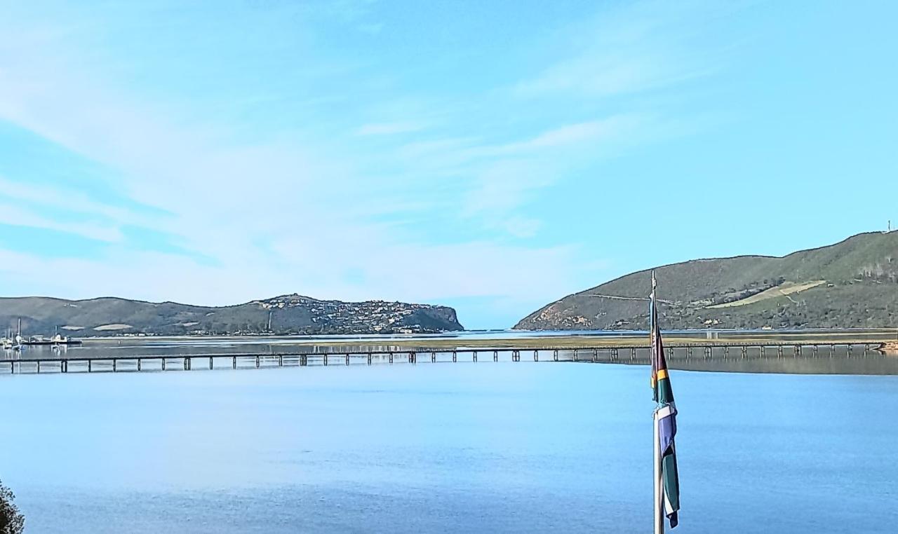 Phoenix Lodge And Waterside Accommodation Knysna Esterno foto