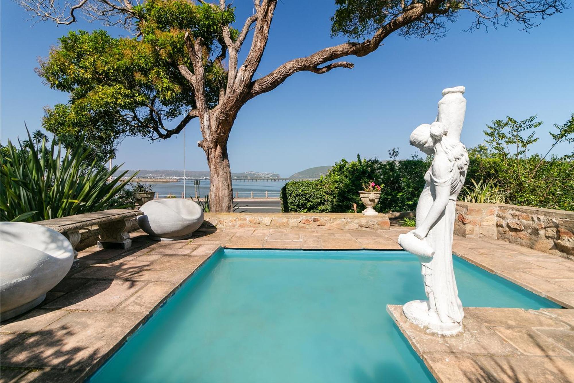 Phoenix Lodge And Waterside Accommodation Knysna Esterno foto